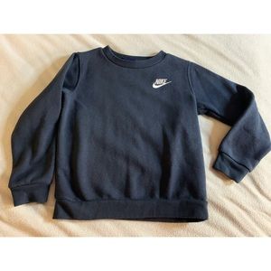 Nike Toddler Crewneck | size 4T